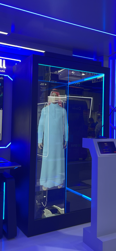 A pathway towards 3D Holobox true holographic displays using today’s display technology